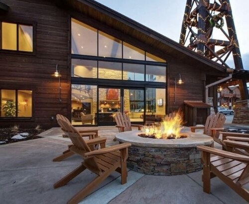 Beautiful studio condo walking distance to historic downtown Park City