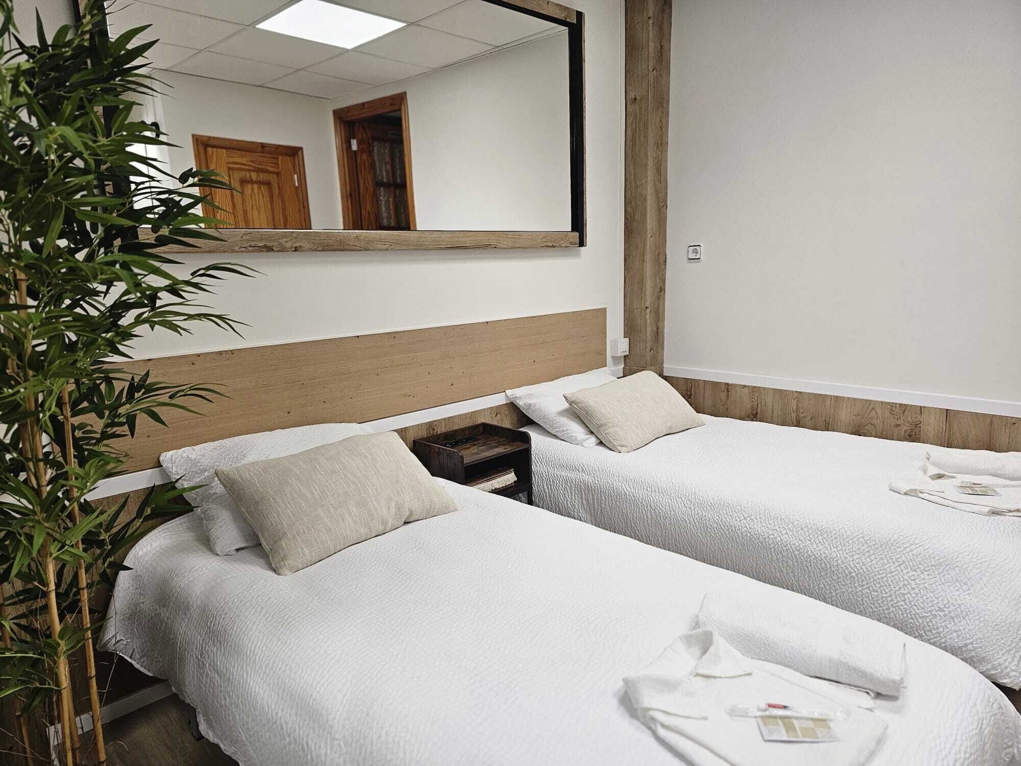 1 slaapkamer, een strijkplank/strijkijzer, wifi, beddengoed