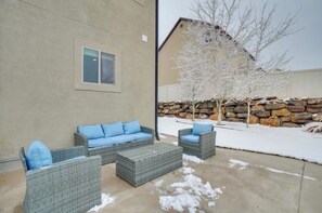 Terrace/patio - Cozy Home in Saratoga Springs (Saratoga Springs)