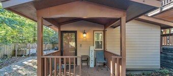 Beautiful Cottage - Pet Friendly