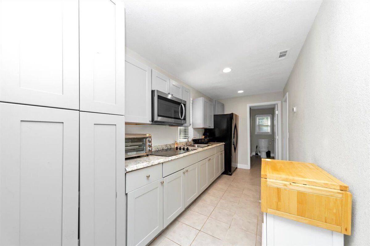 雪櫃、微波爐、爐具、咖啡機/沖茶器