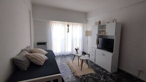 Smart TV, DVD player