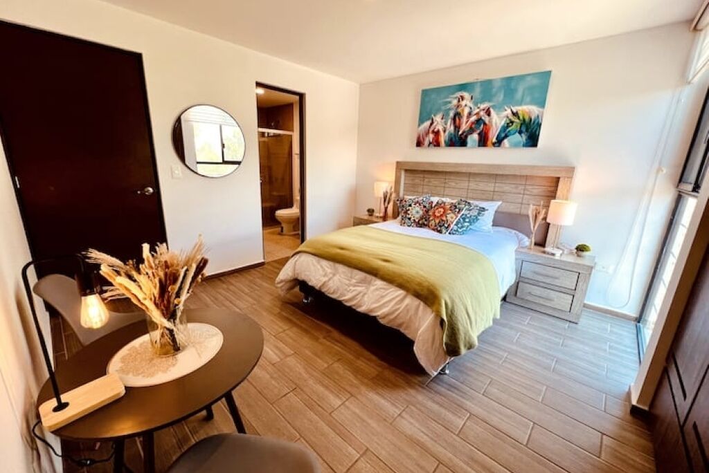 2 bedrooms, desk, iron/ironing board, free WiFi