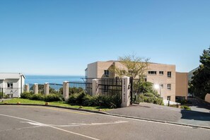 Apartment | 2 bedrooms, Internet