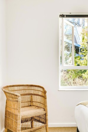 Apartment | 2 bedrooms, Internet - Chic 2bed in Camps Bay w Sea Views Bayview Rise (Cape Town)