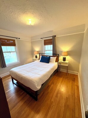 2 Schlafzimmer, Bügeleisen/Bügelbrett, kostenloses WLAN, Bettwäsche