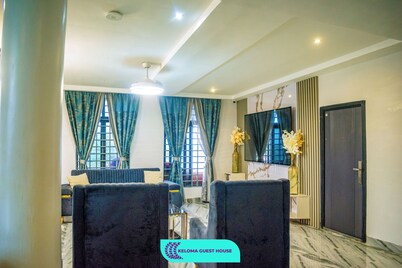 A spacious  cozy three-bedroom furnished apartment Bolgatanga.