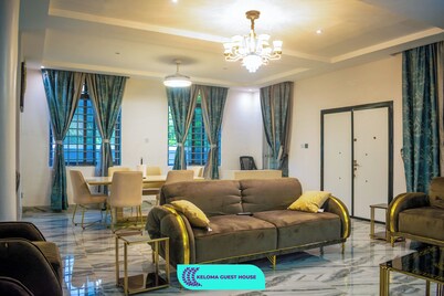 A spacious  cozy three-bedroom furnished apartment Bolgatanga.