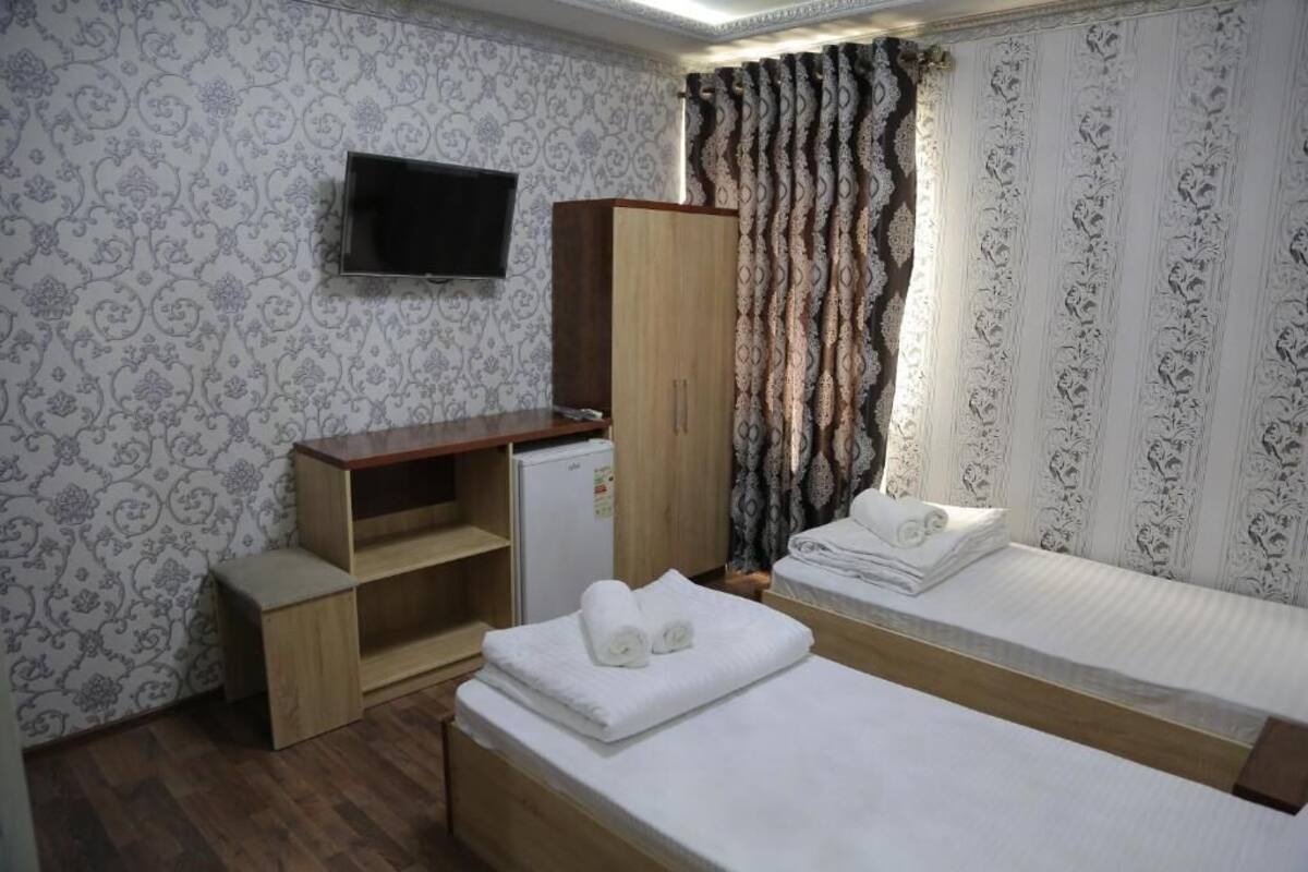 Basic Twin Room, City View | Soundproofing, WiFi (free)