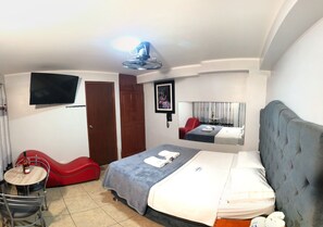 Deluxe-rum | Arbetsyta för laptop och gratis wi-fi