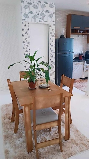 Classic Apartment, Garden View | Living area