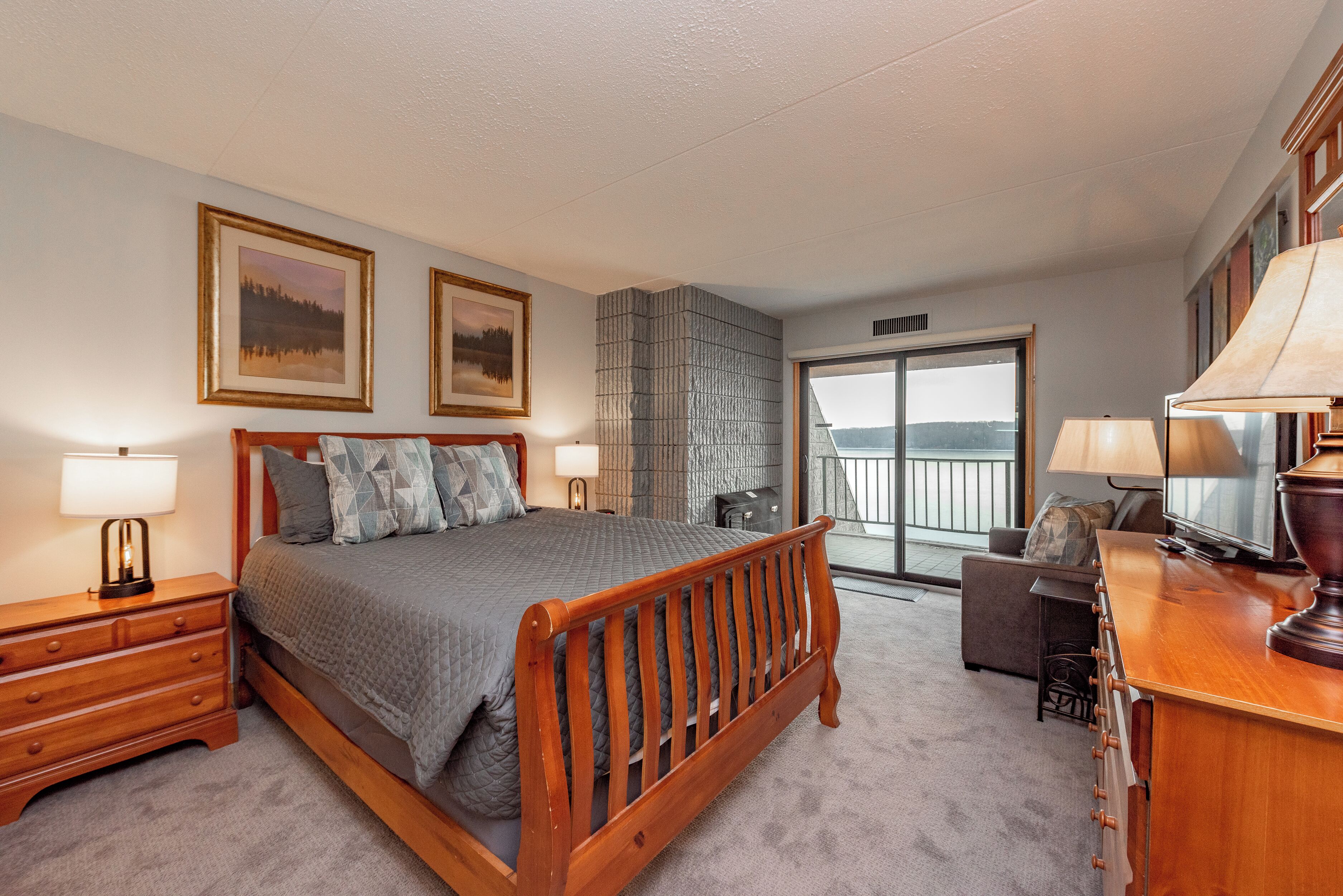 1 quarto, Wi-Fi de cortesia, roupa de cama