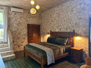 1 chambre, fer et planche à repasser, Wi-Fi gratuit, draps fournis