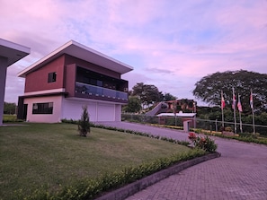 Fachada da propriedade