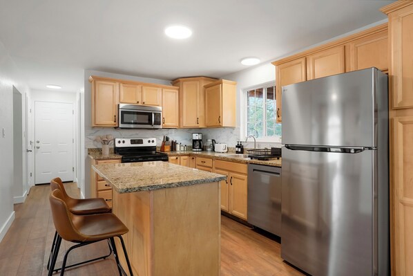 Microwave, oven, stovetop, dishwasher