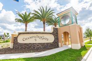 Property grounds - 6-bedroom Private Pool House Championsgate (Davenport)