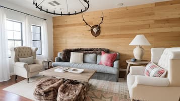 Smart TV, fireplace, stereo