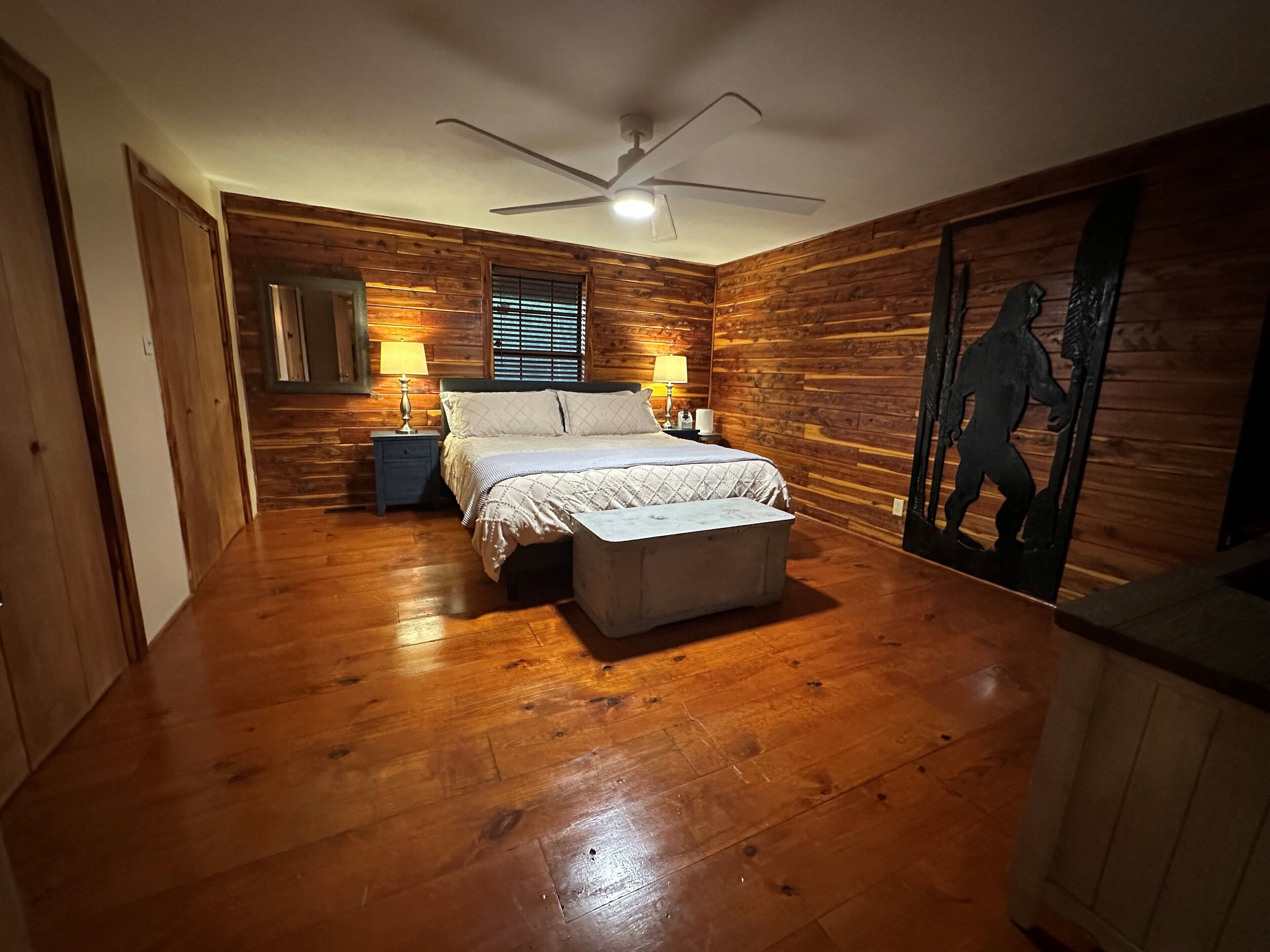 3 chambres, fer et planche à repasser, Wi-Fi gratuit, draps fournis