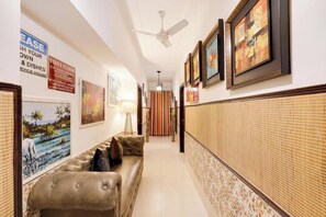 Living area - House of Comfort Noida 1 bedroom unit 7 (Noida)
