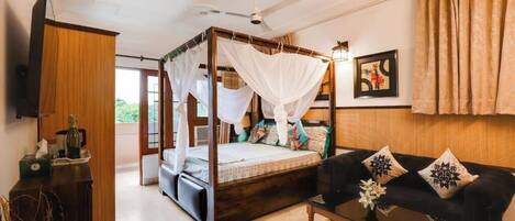 1 多间卧室、上网接入、床单