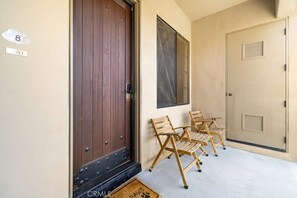 Interior - Cozy 1BR Condo – Pools, Steps from Old Town (La Quinta)