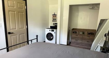 Rare! Hobbit homes, mini goats, pond, corn hole