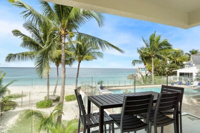 Trinity Villa in New Providence