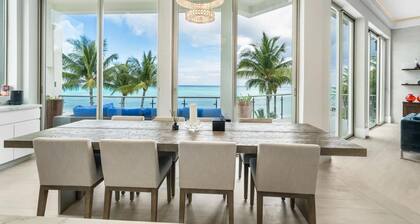 Trinity Villa in New Providence