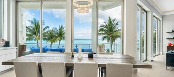 Trinity Villa in New Providence