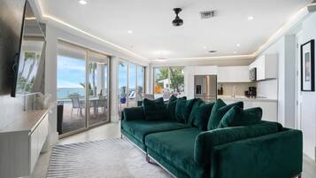 5 bedrooms
