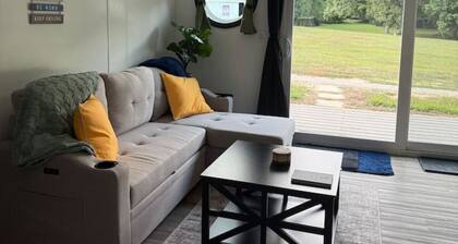 Sweet rare Earth Home 3 pack! 3 homes! Sleeps 10!