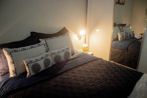1 habitación, escritorio, tabla de planchar con plancha y wifi gratis 