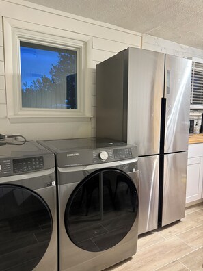 Interior - Remodeled 3BR Home, Park View + Outdoor space! Pet friendly :) (Englewood)