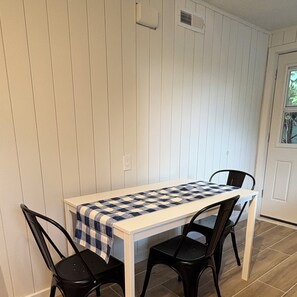 Dining - Remodeled 3BR Home, Park View + Outdoor space! Pet friendly :) (Englewood)