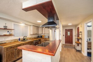 Microwave, oven, stovetop, dishwasher