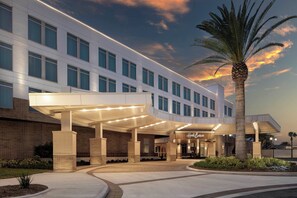 Property entrance - Hotel Eastport (Wildwood)