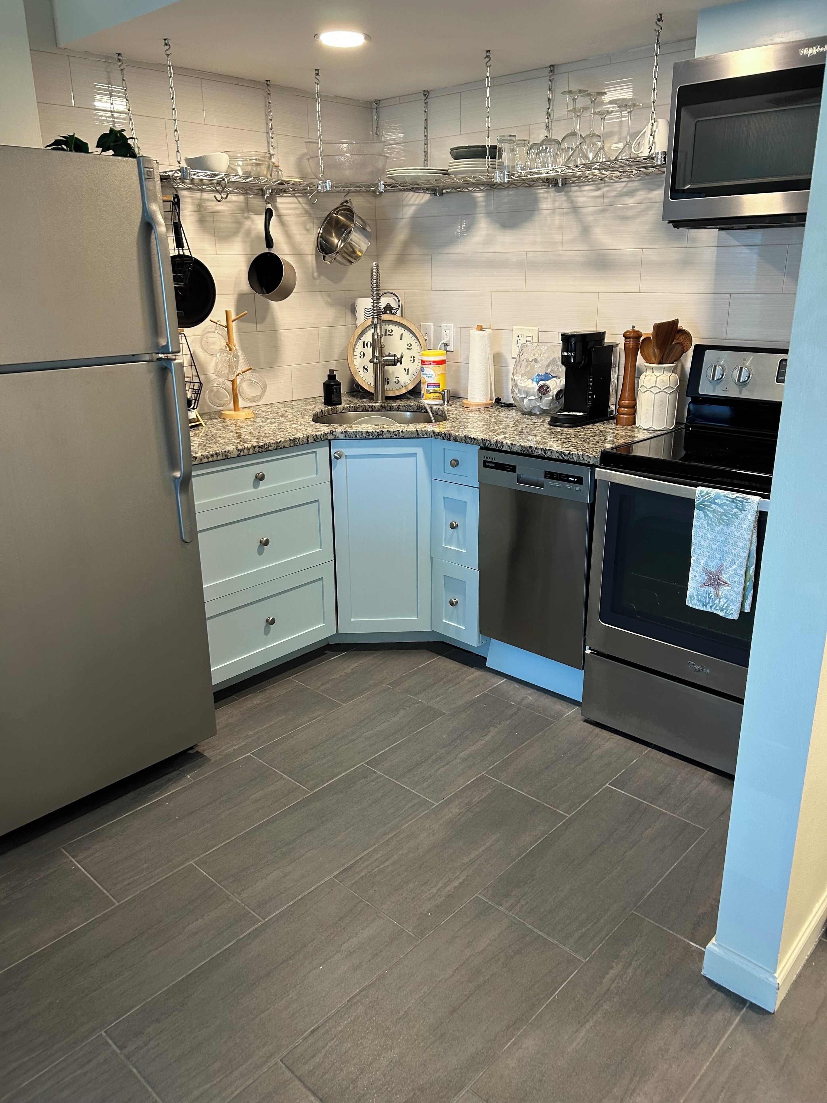 Microwave, stovetop, dishwasher