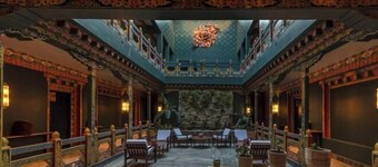 Taktsangri-La : Faraway Heaven