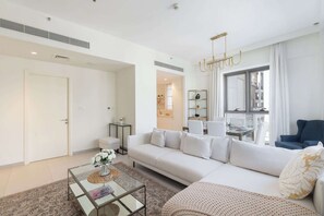 Apartment | 3 bedrooms, Internet - Dubai Creek Harbour Sleeps 5 in a Great Location (Dubai)