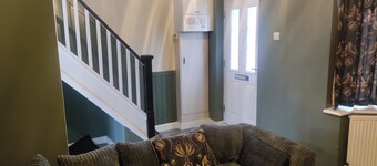 Parkdale-2 Bedroom House in Sheldon Birmingham