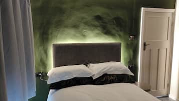 2 slaapkamers, een strijkplank/strijkijzer, gratis wifi, beddengoed