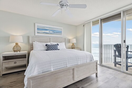 Ocean Walk 506