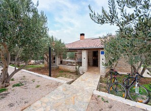 House (One Bedroom House with Terrace and Po) | Exterior - Holiday Home Pigmy Cormoran (Tisno)