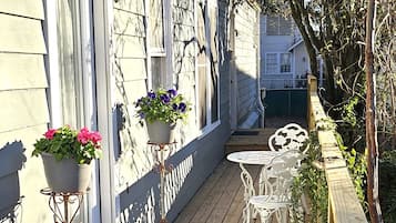 Ulkoruokailutilat