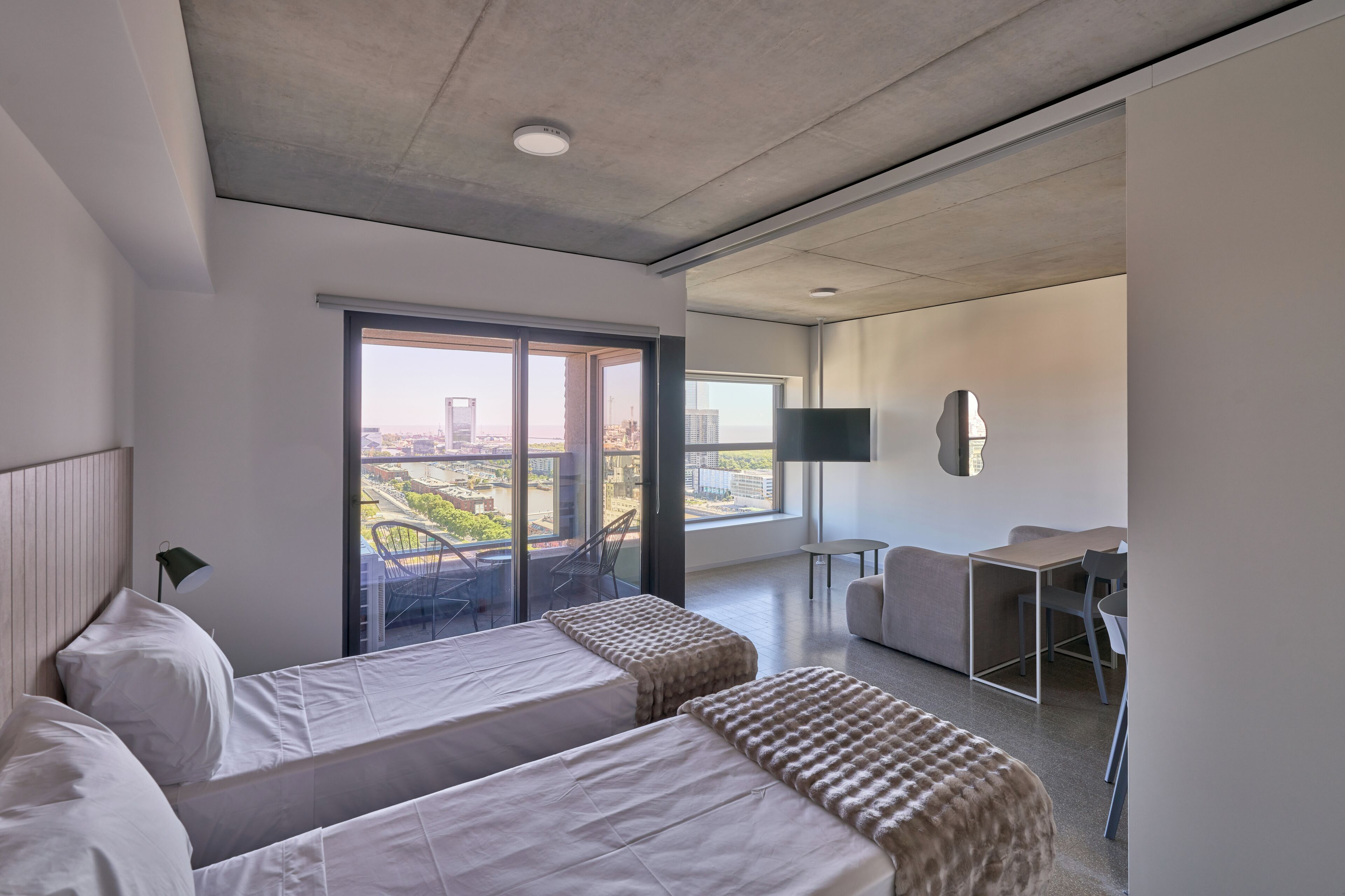 Superior Apartment 2708 | In-room safe, desk, laptop workspace, blackout curtains