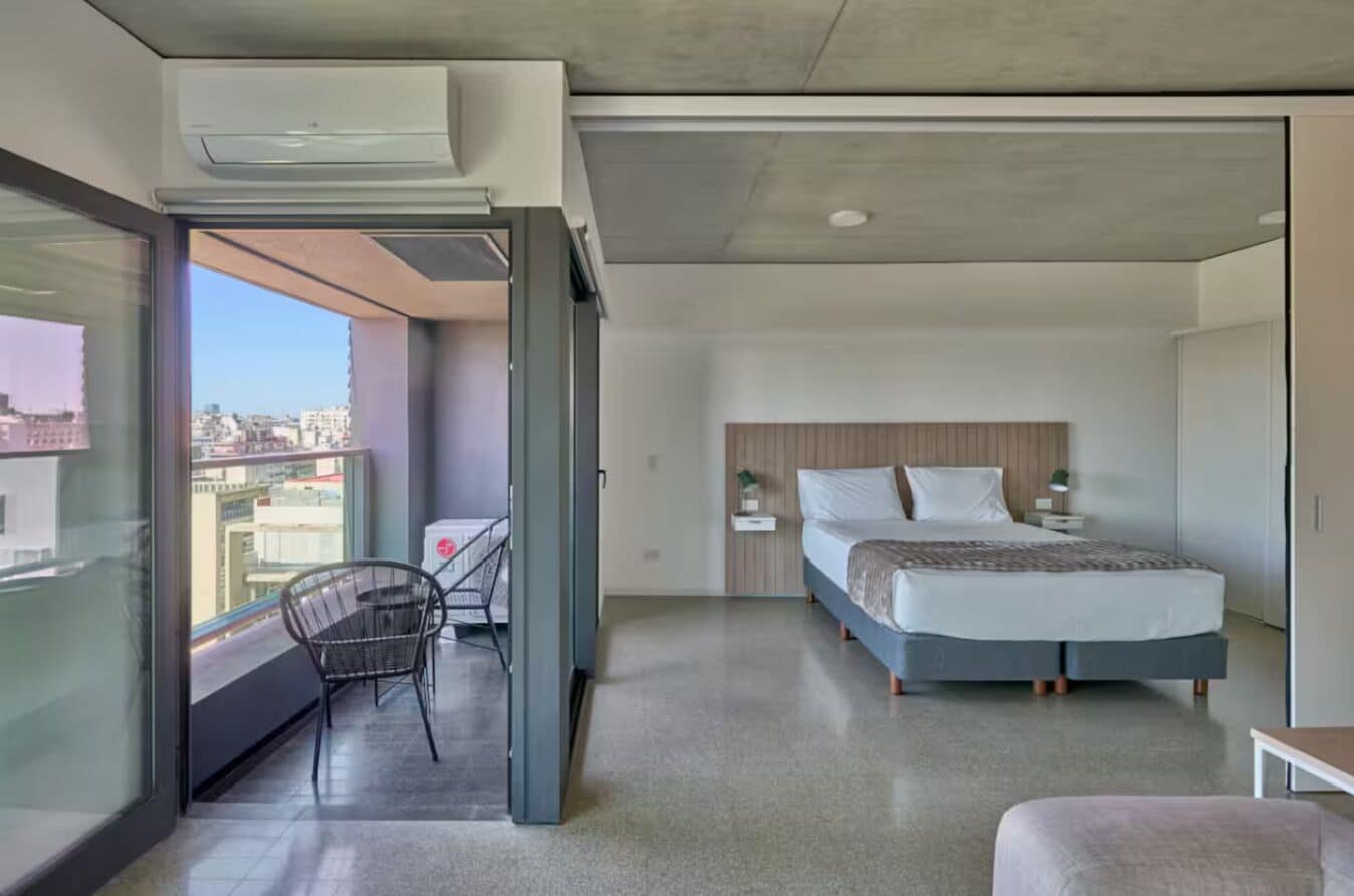 Superior Apartment 3509 | In-room safe, desk, laptop workspace, blackout curtains