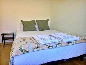 3 Schlafzimmer, Bügeleisen/Bügelbrett, WLAN, Bettwäsche