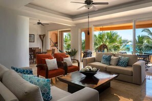 TV - Puerto Aventuras Fatima Bay Beachfront Oceanview (Puerto Aventuras)