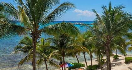 Puerto Aventuras Fatima Bay Beachfront Oceanview