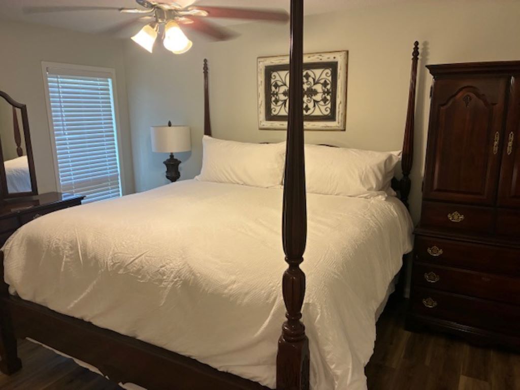 3 bedrooms, WiFi, bed sheets